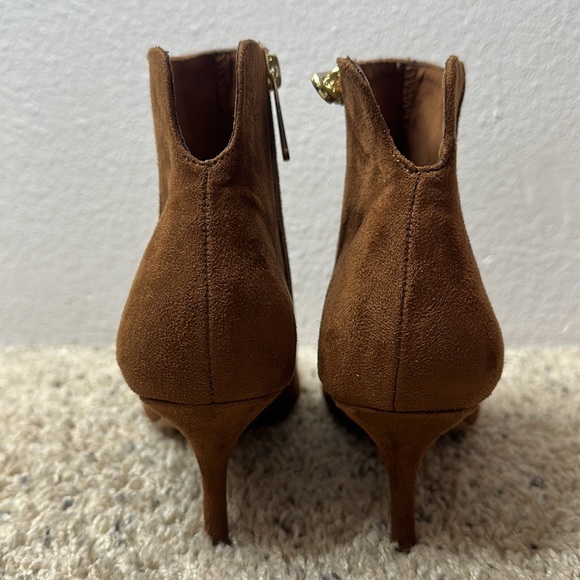 Charles David - Albuquerque Booties - Dark Camel sz 9M - Picture 6 of 17